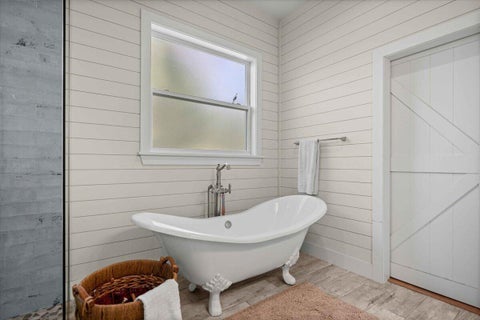 Tiny photo for 11140 NW 160th Avenue, Morriston, FL 32668 (MLS # B26090712)
