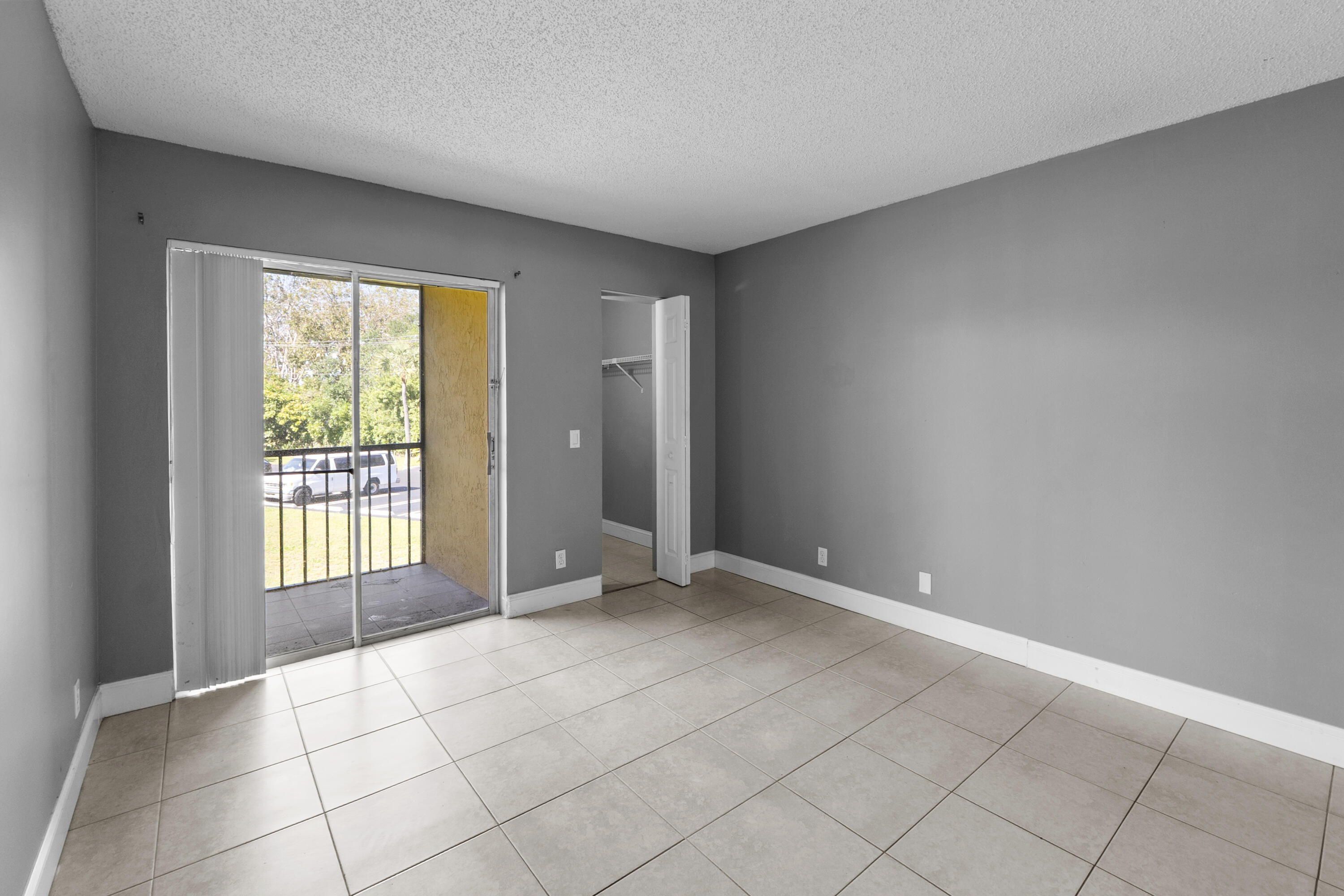 MEADOWS ON THE GREEN CONDO - Residential Lease