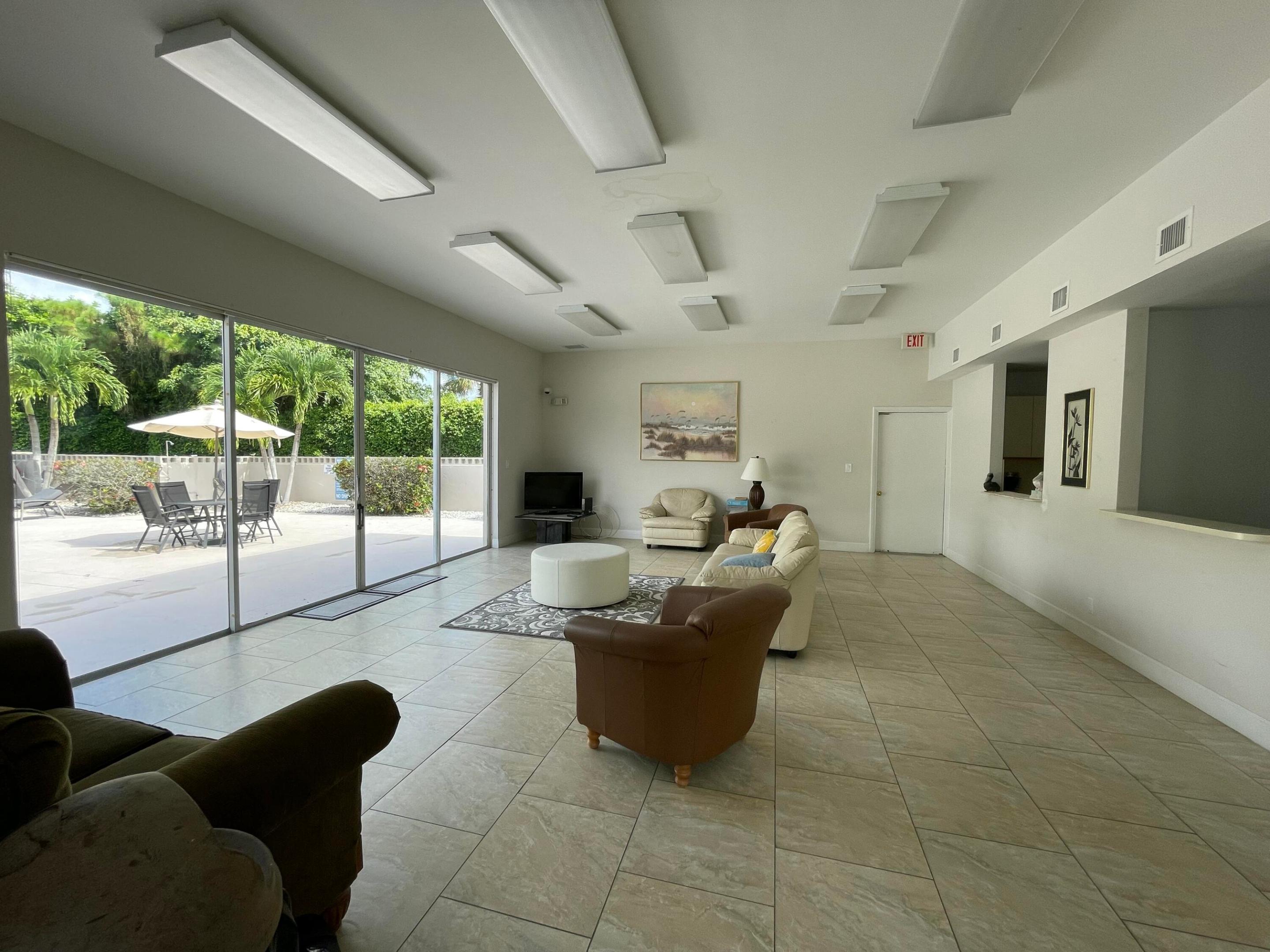 DIAMOND AT DELRAY CONDO - Residential