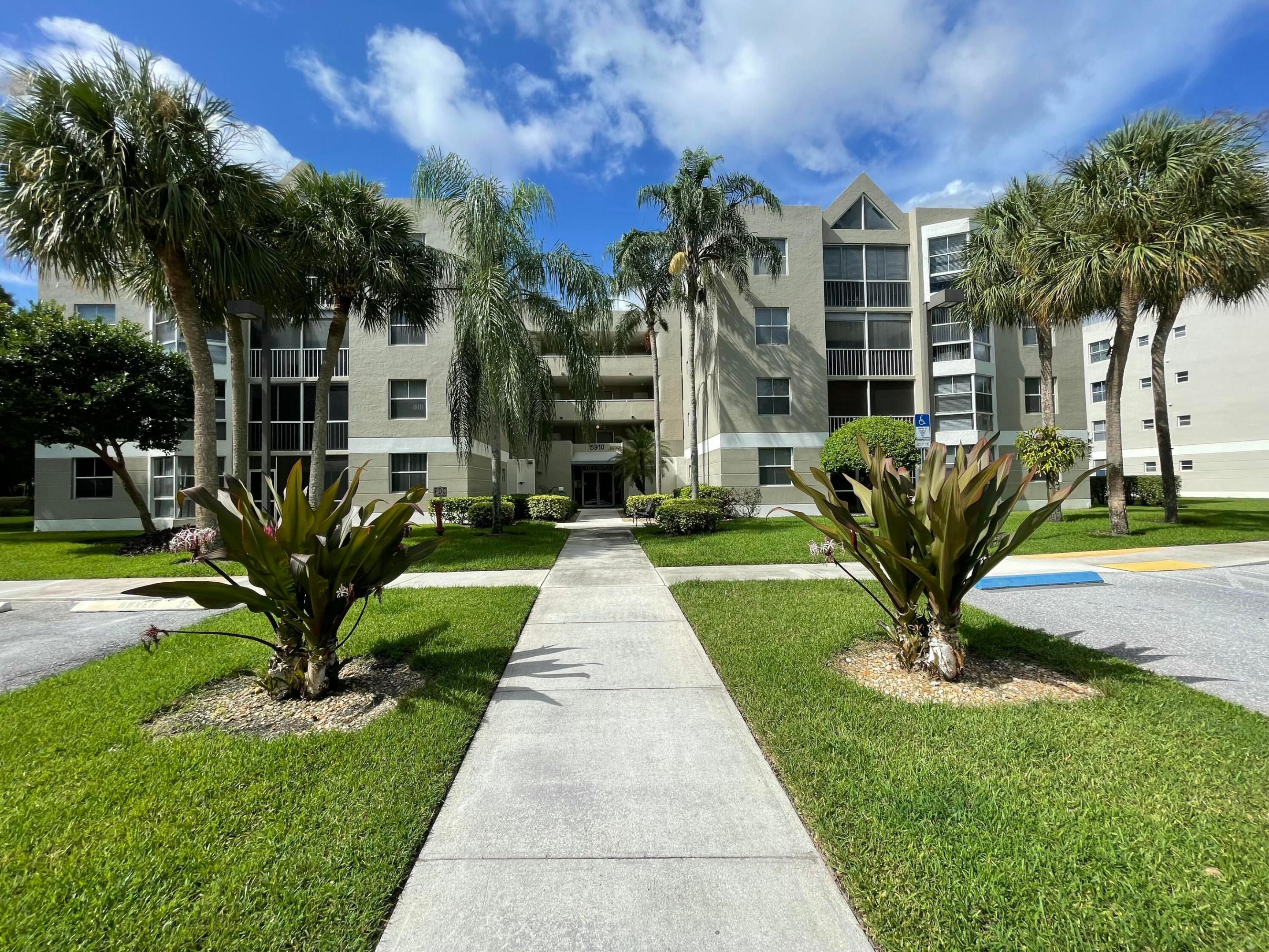 DIAMOND AT DELRAY CONDO - Residential