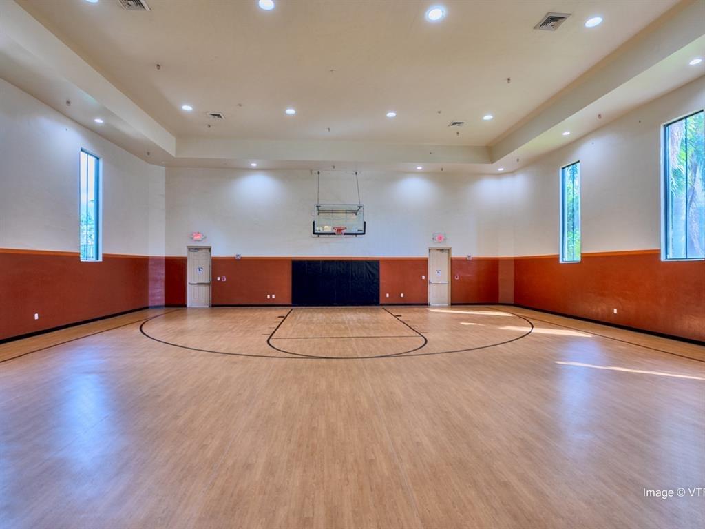 Villa Alhambra Condo - Residential Lease