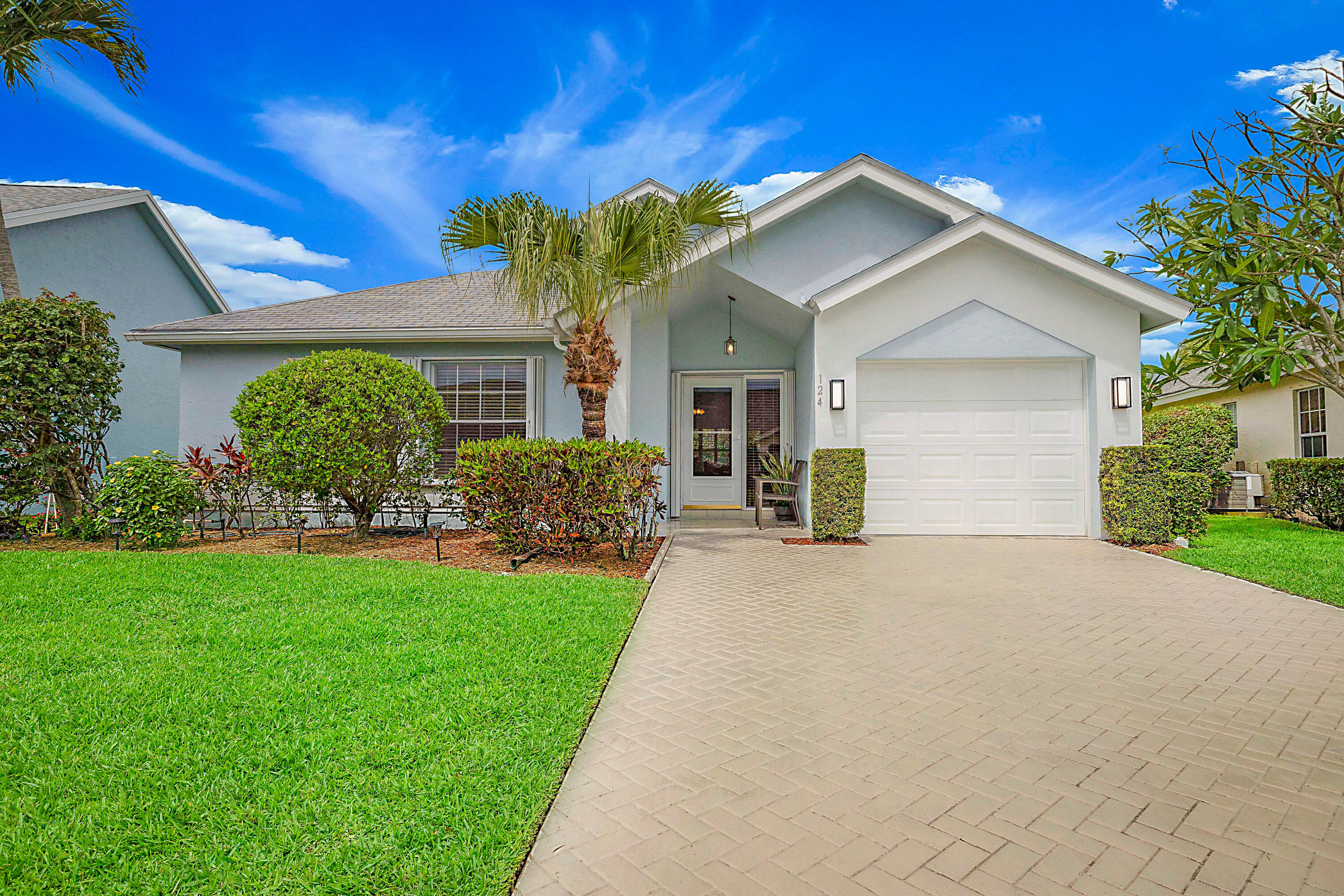 124 Adobe Circle