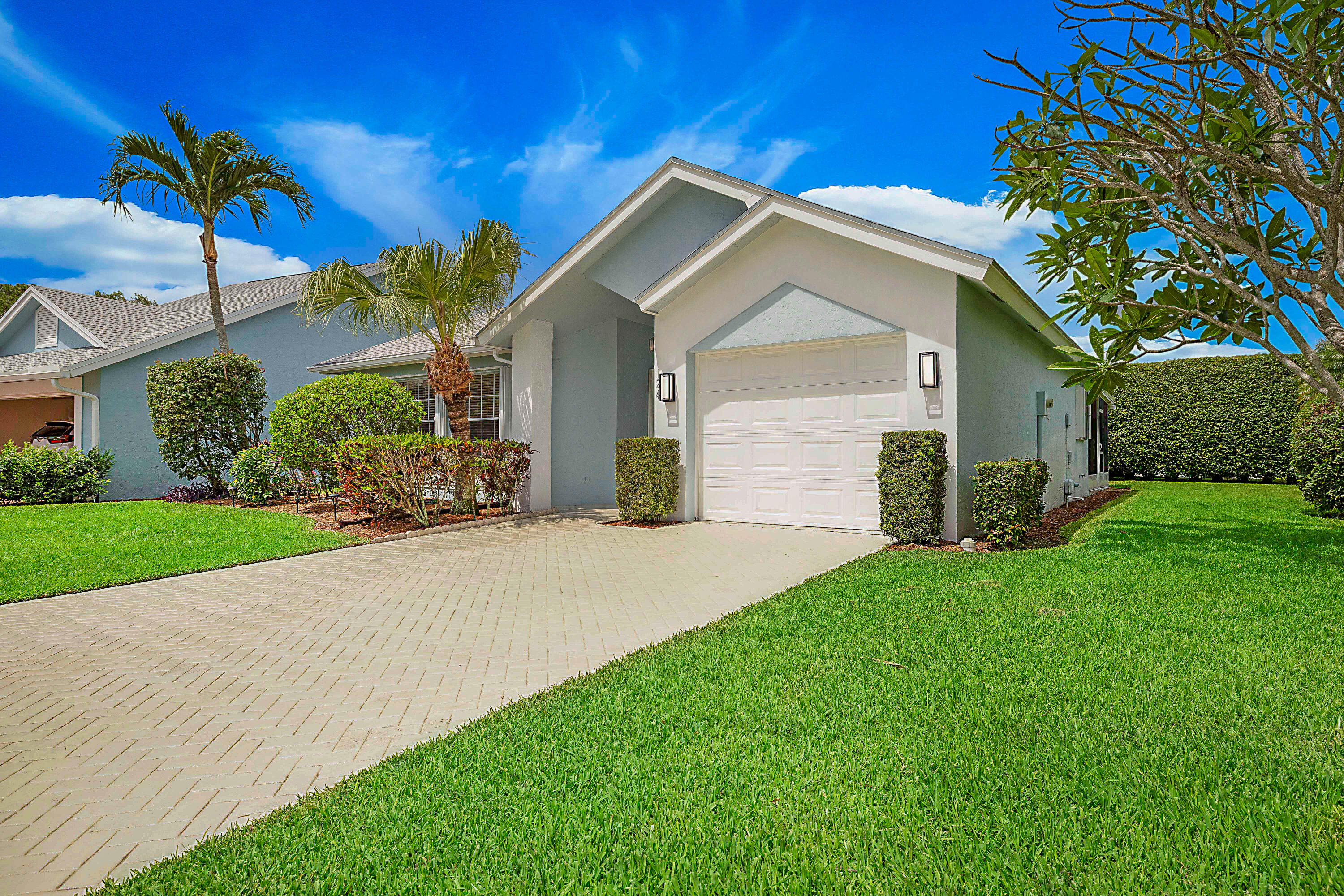 124 Adobe Circle