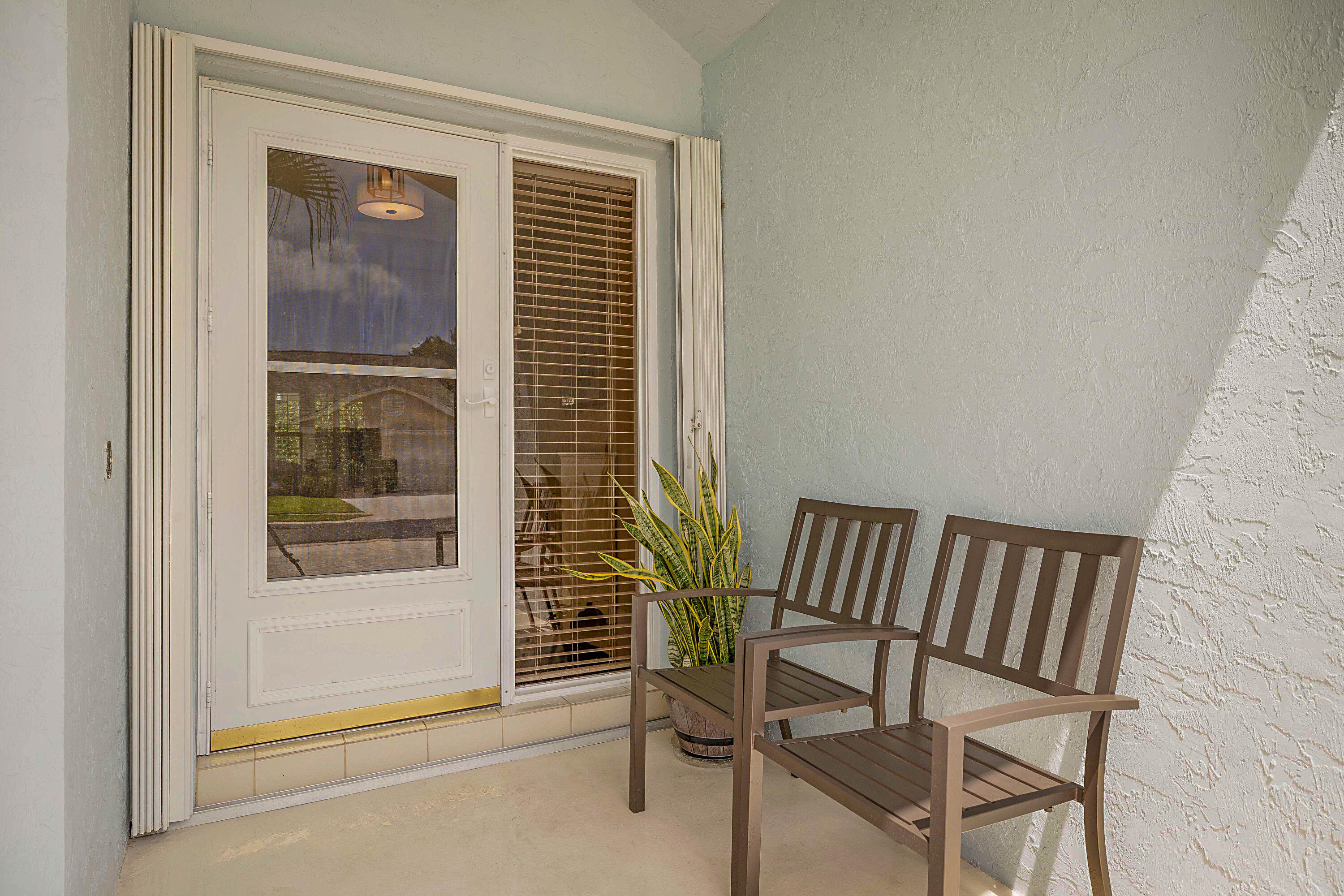 124 Adobe Circle