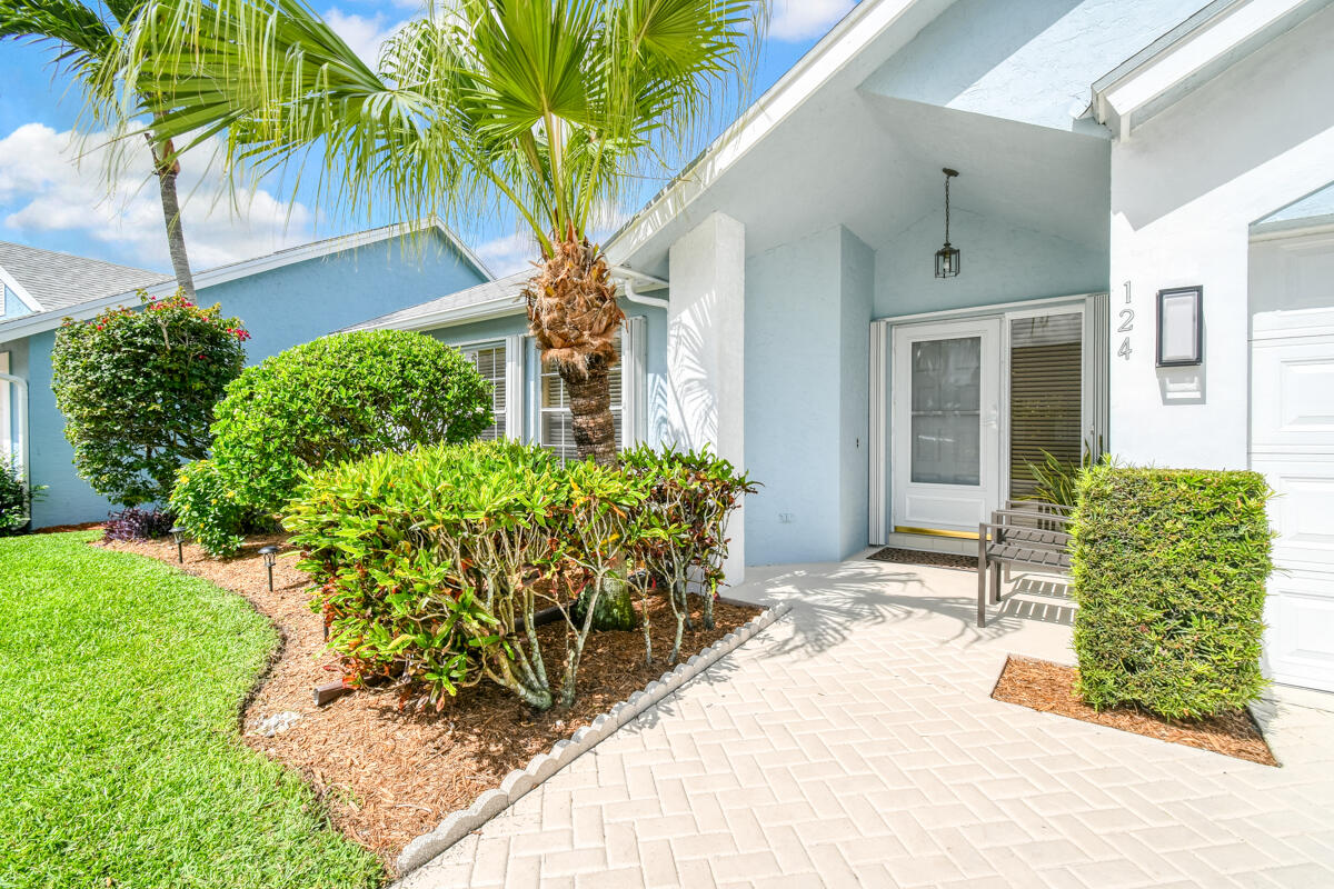 124 Adobe Circle