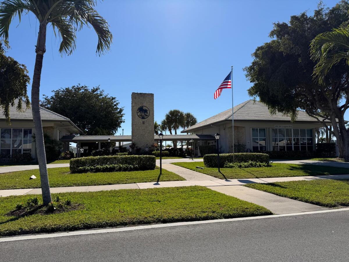 Palm Beach Leisureville 05 - Residential