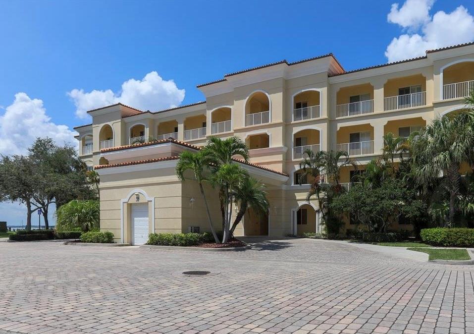 HARBOUR ISLE - Residential