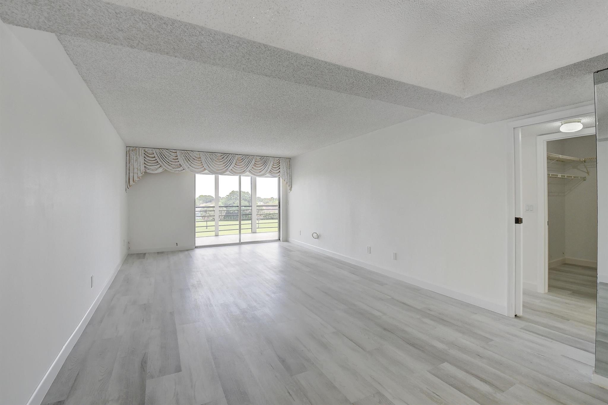 BARWOOD CONDO - Residential Lease