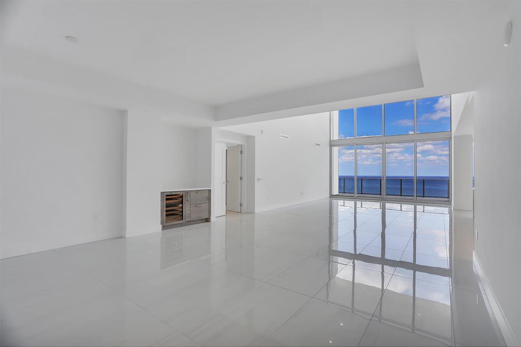 5000 NORTH OCEAN - Residential