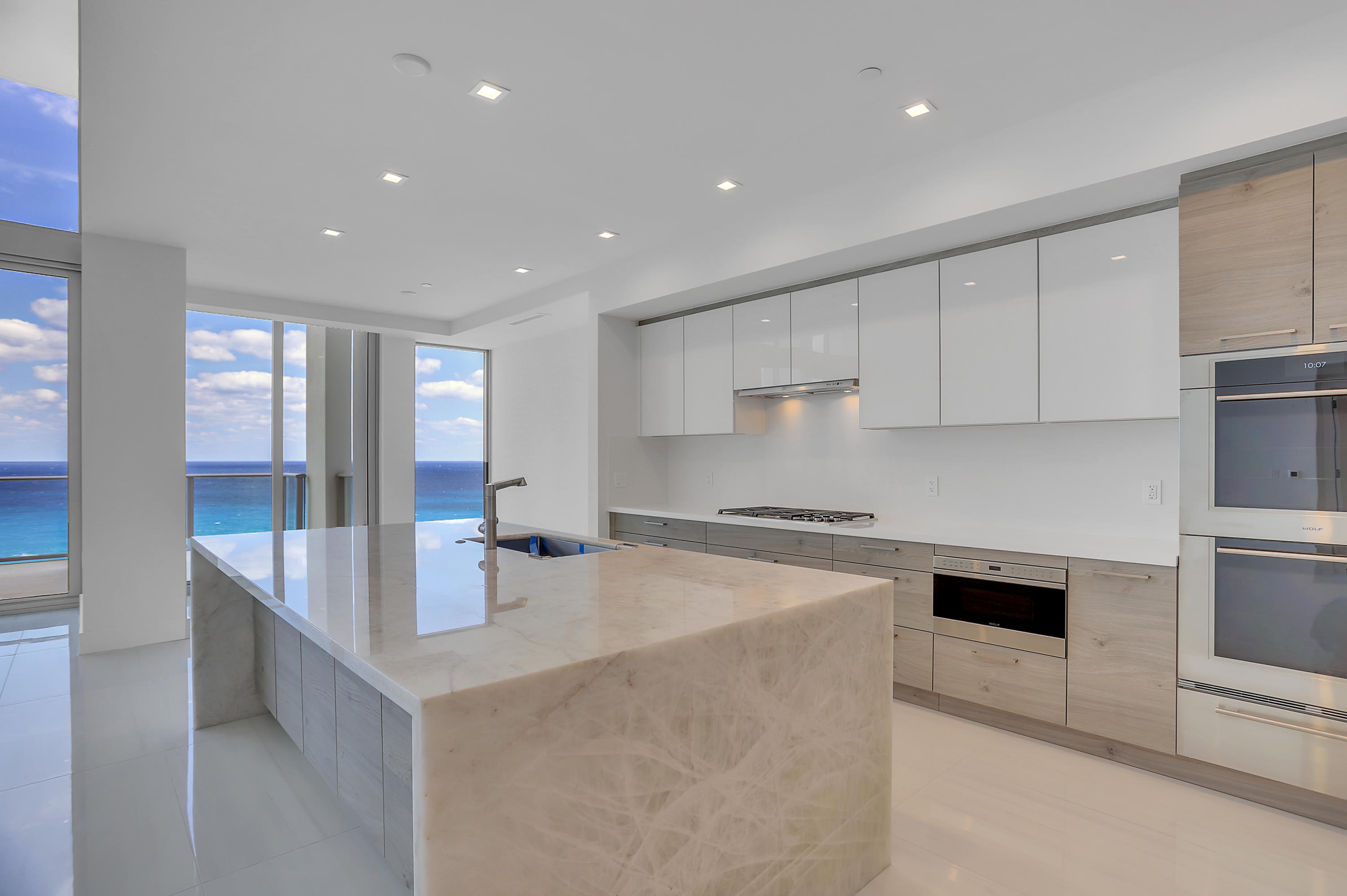 5000 NORTH OCEAN - Residential