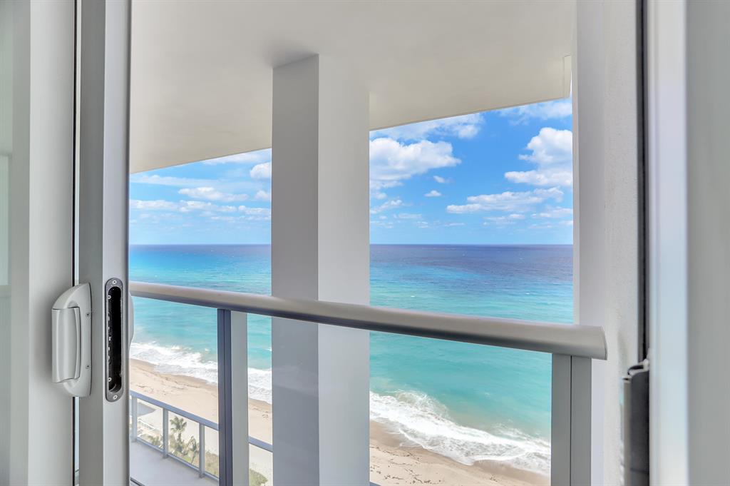 5000 NORTH OCEAN - Residential