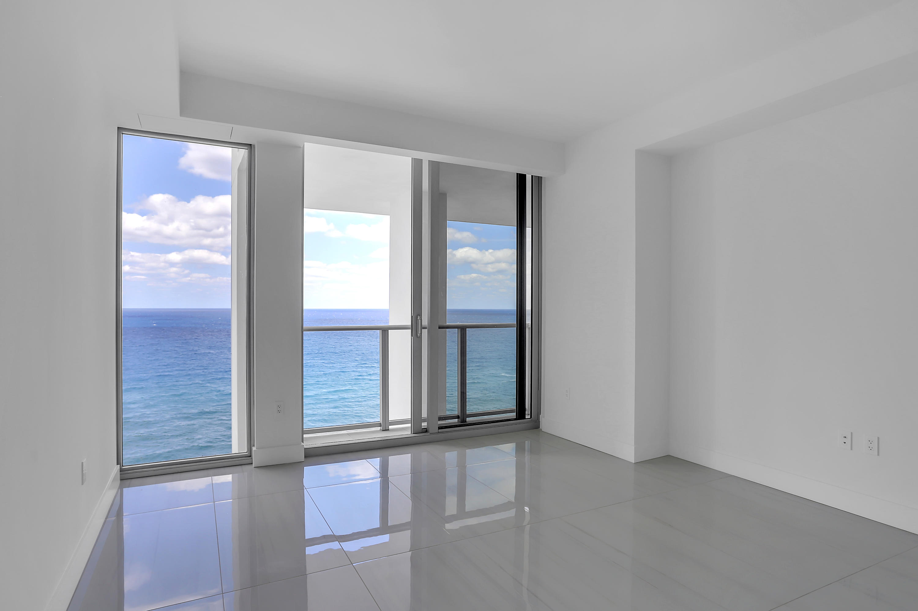 5000 NORTH OCEAN - Residential