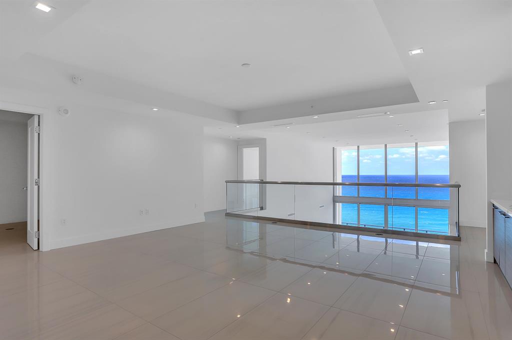 5000 NORTH OCEAN - Residential