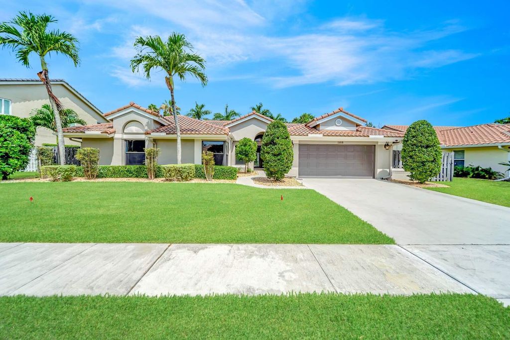 Photo of 11818 Island Lakes Lane, Boca Raton, FL 33498 (MLS # R11100327)