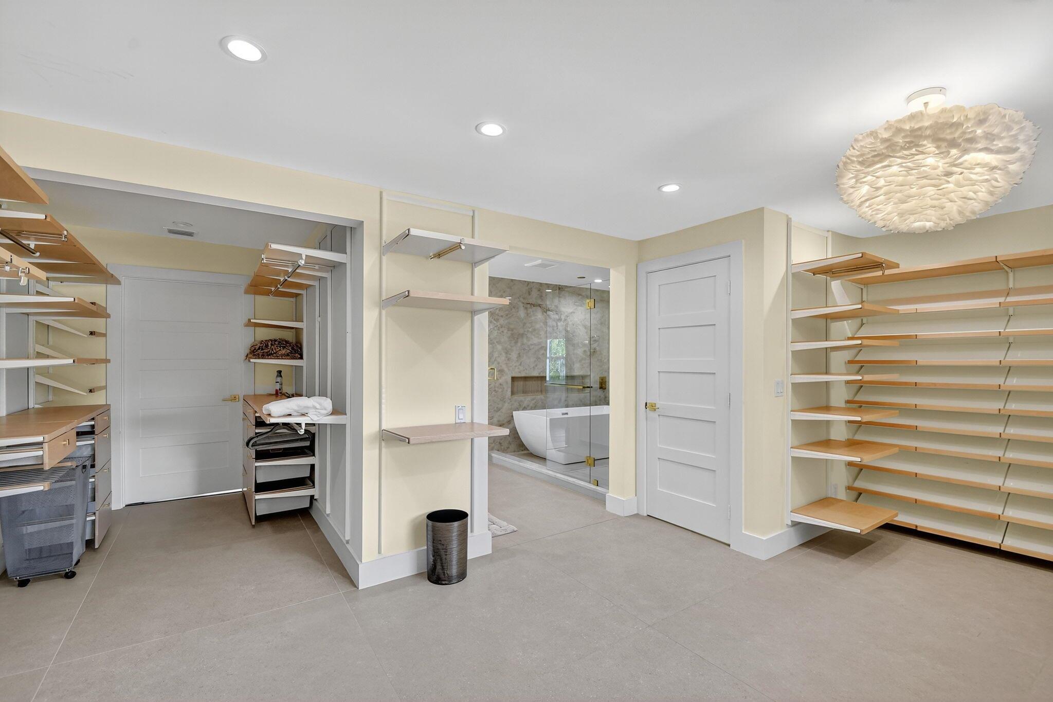 WELLINGTON AERO CLUB OF T - Residential Lease