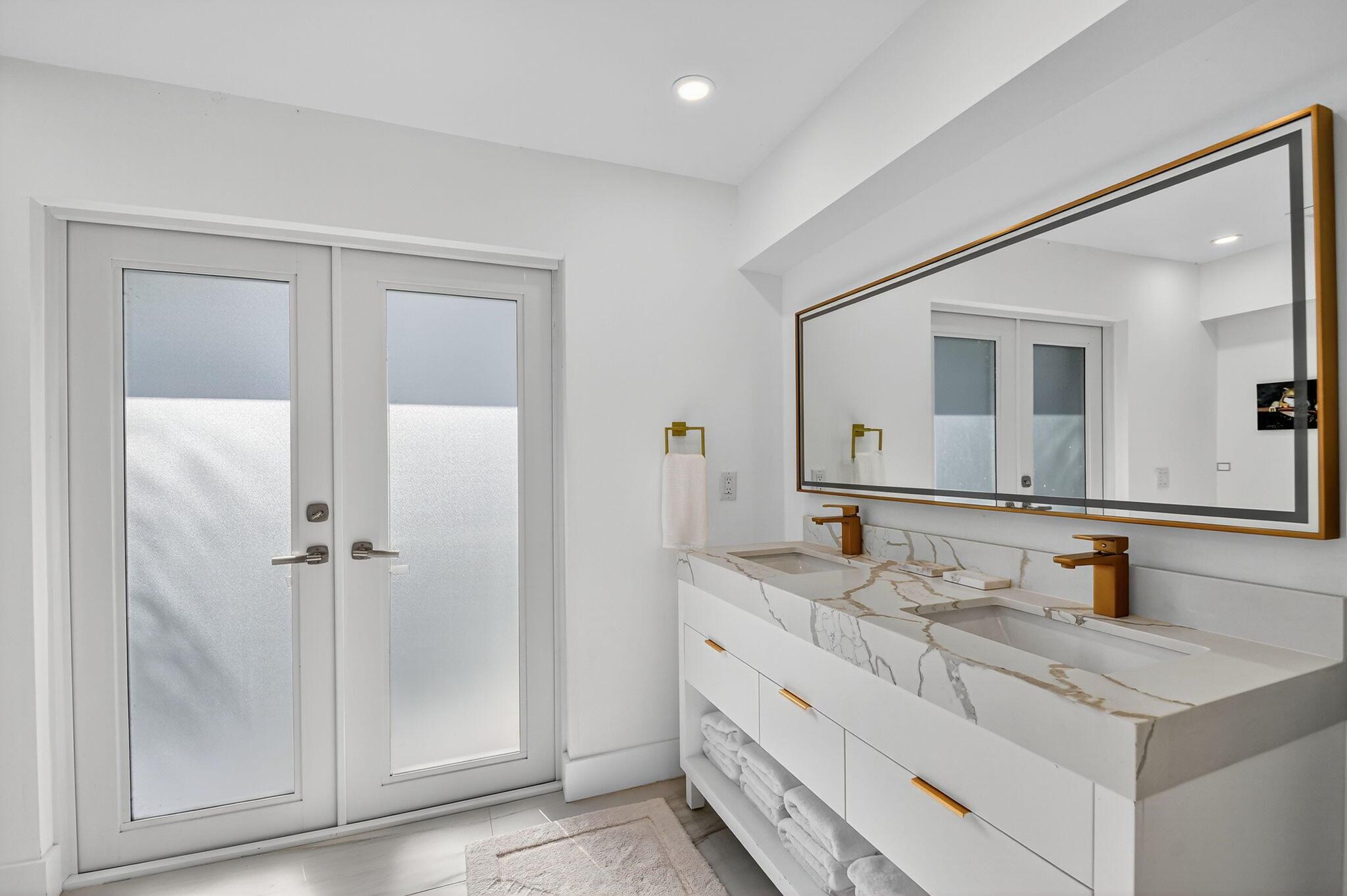 WELLINGTON AERO CLUB OF T - Residential Lease