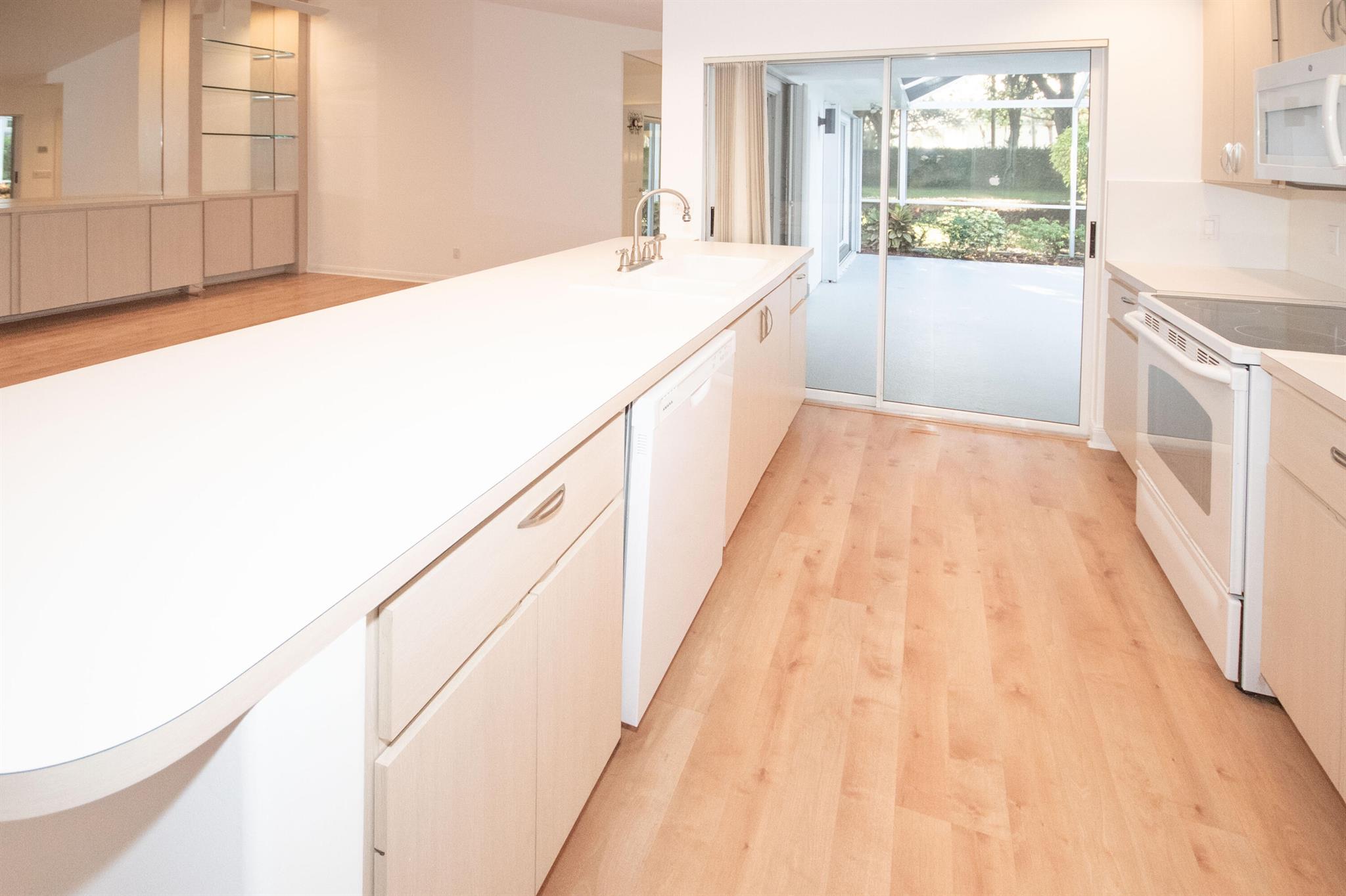 OAKS SUNTERRACE - Residential