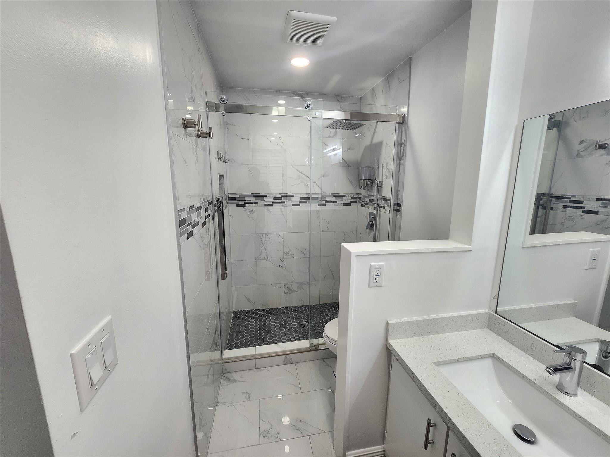 TARTAN COCONUT CREEK PHAS - Residential Lease