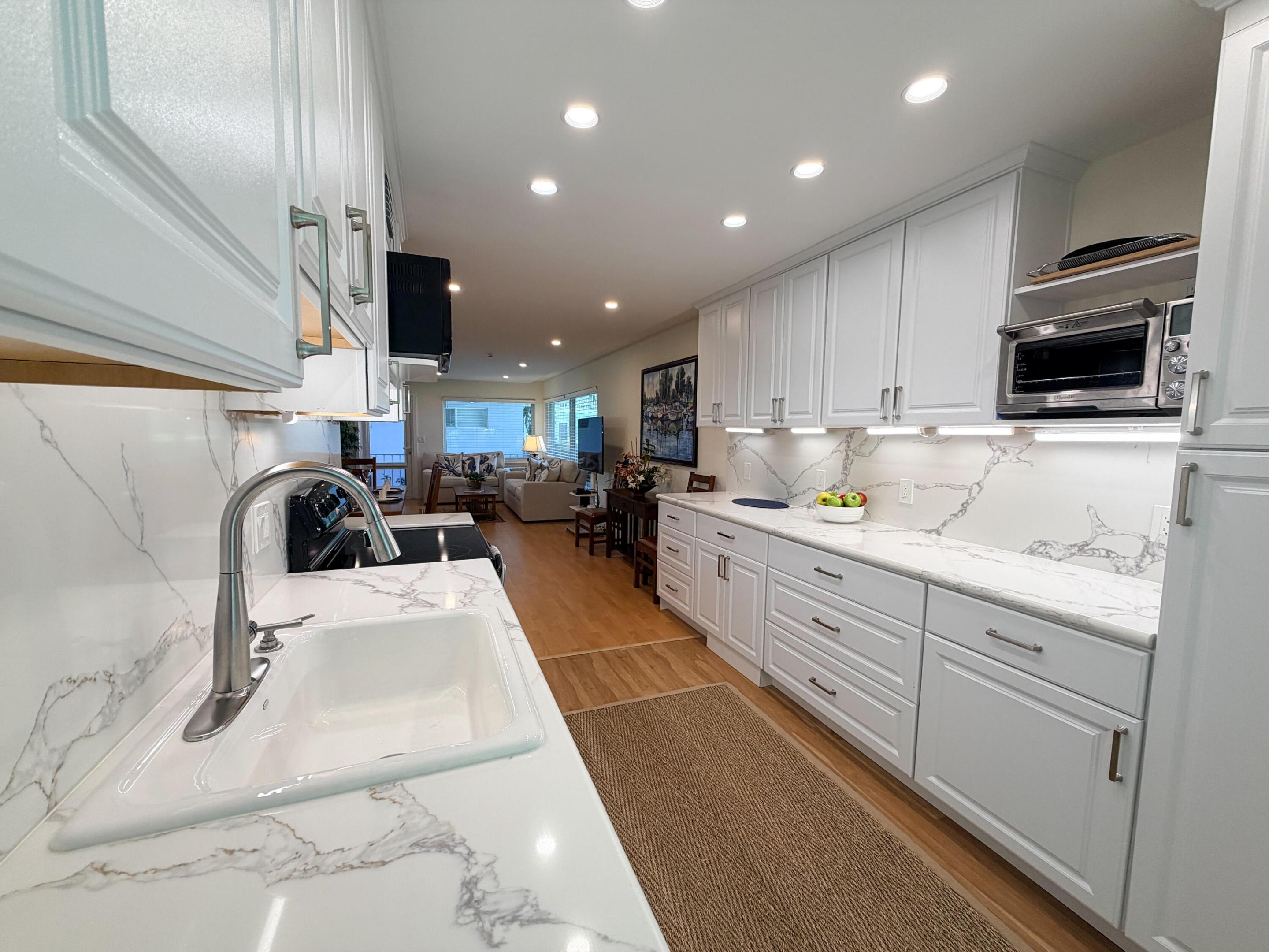 LA COQUINA CO-OP - Residential