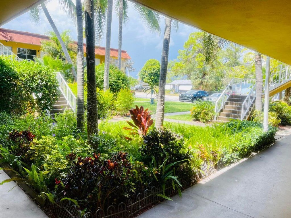 Photo of 200 Croton Avenue #109, Lantana, FL 33462 (MLS # B26028001)