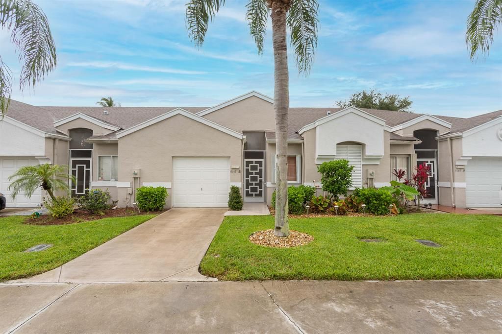 Photo of 9147 Vineland Court #E, Boca Raton, FL 33496 (MLS # R10730749)