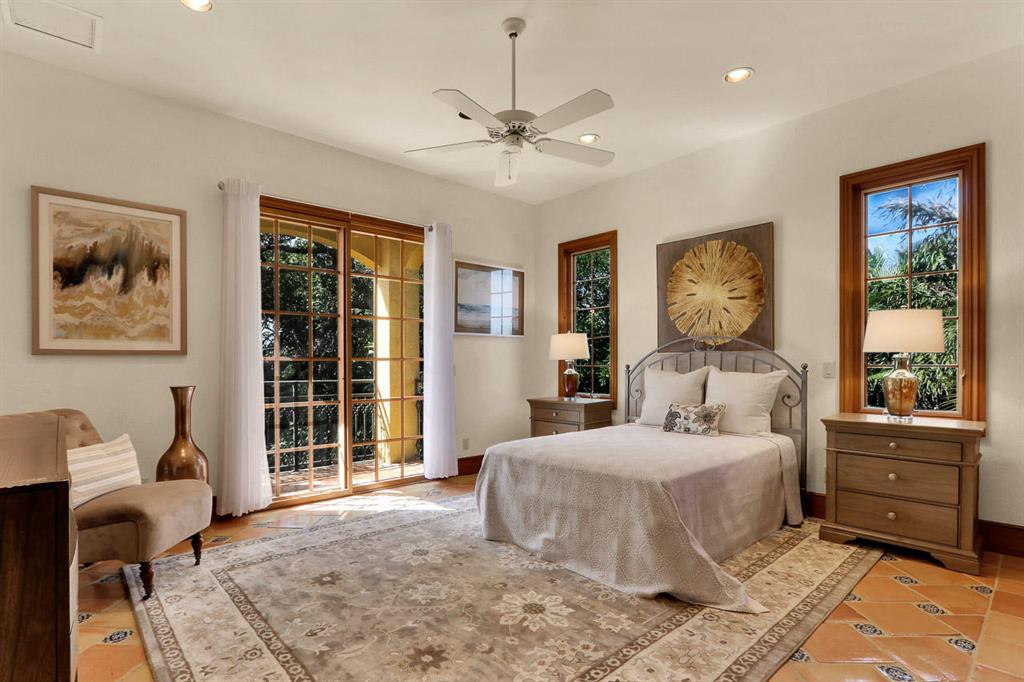 HUTCHINSON ISLAND STUART - Residential