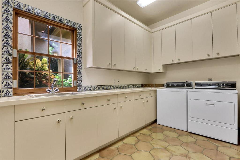 HUTCHINSON ISLAND STUART - Residential