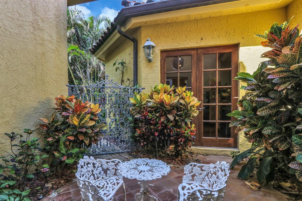 HUTCHINSON ISLAND STUART - Residential