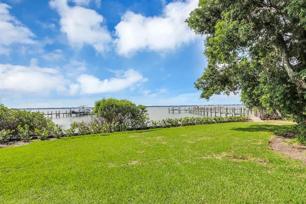 HUTCHINSON ISLAND STUART - Residential