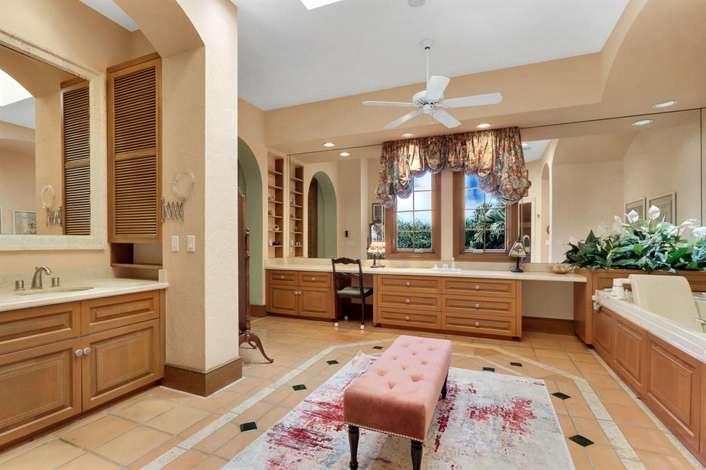 HUTCHINSON ISLAND STUART - Residential
