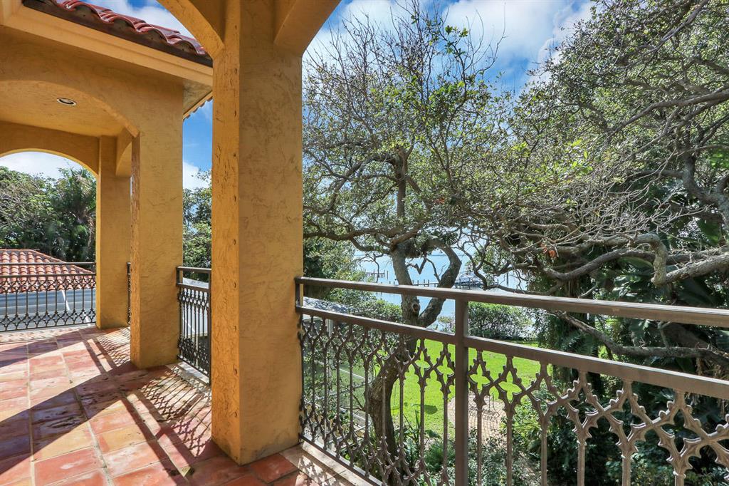 HUTCHINSON ISLAND STUART - Residential