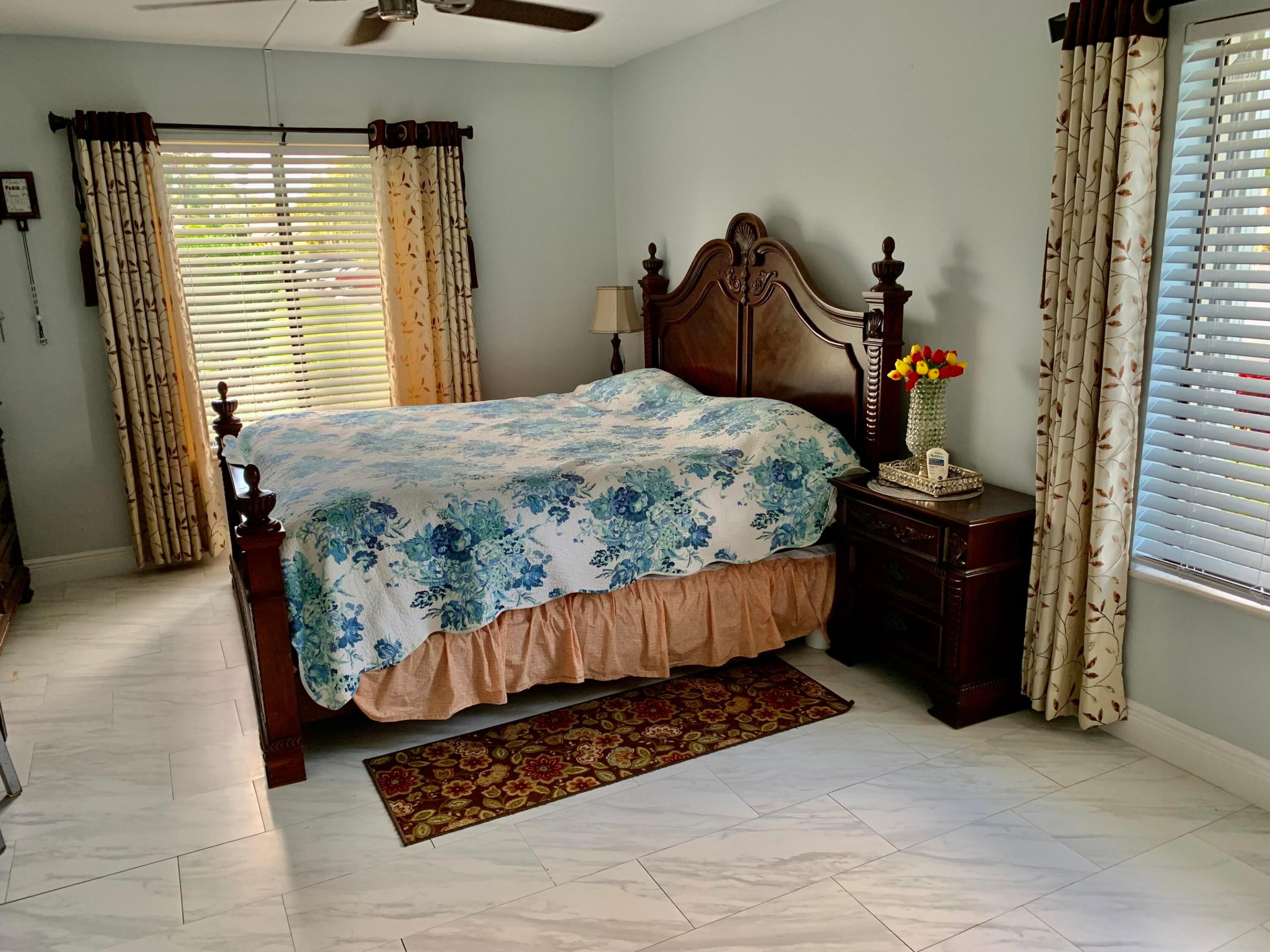 PALM CLUB VILLAGE II CONDO - Residential Lease