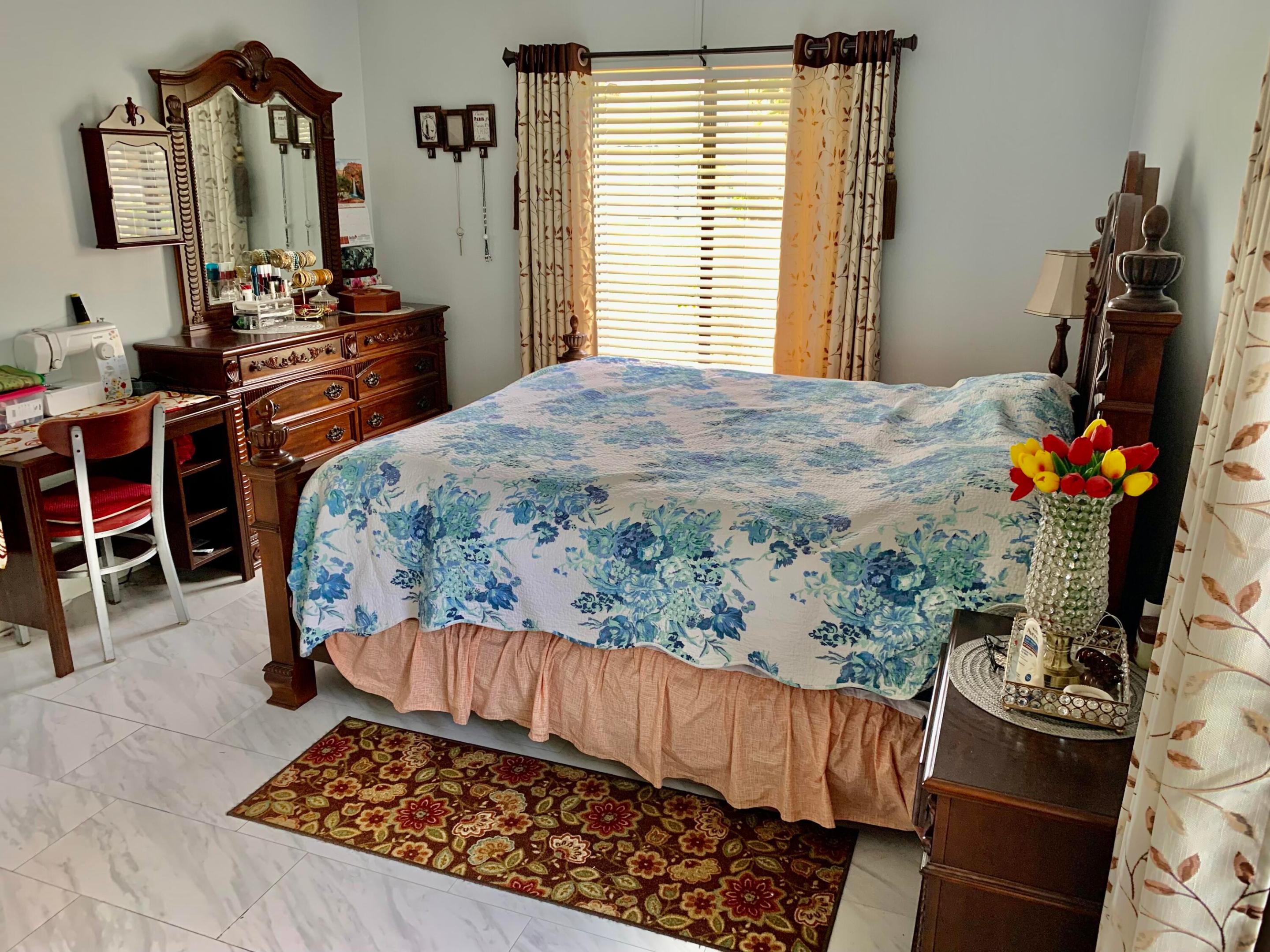 PALM CLUB VILLAGE II CONDO - Residential Lease