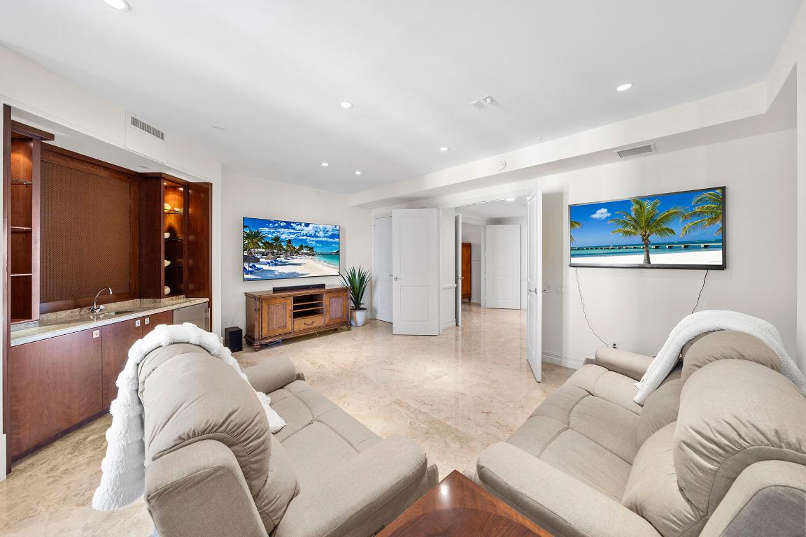 2700 NORTH OCEAN CONDO - Residential