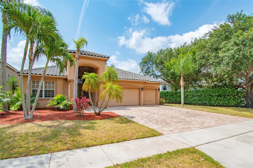 Photo of 12372 Cascades Pointe Drive, Boca Raton, FL 33428 (MLS # F10440594)