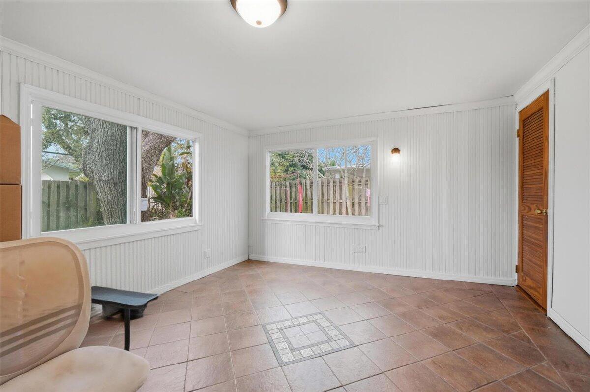 NORWOOD - Residential