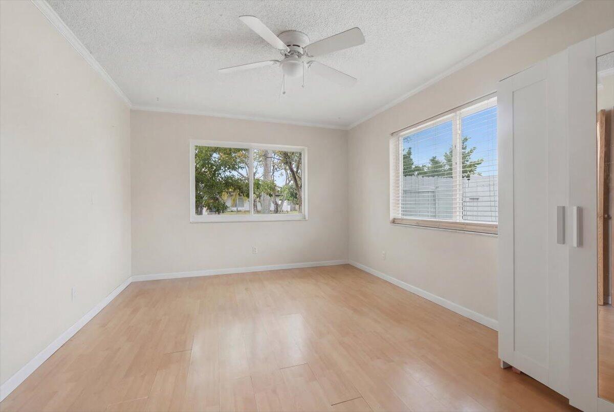 NORWOOD - Residential