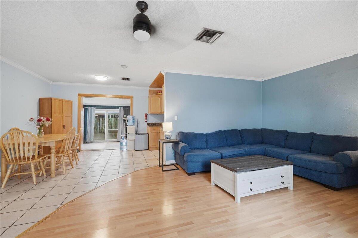 NORWOOD - Residential