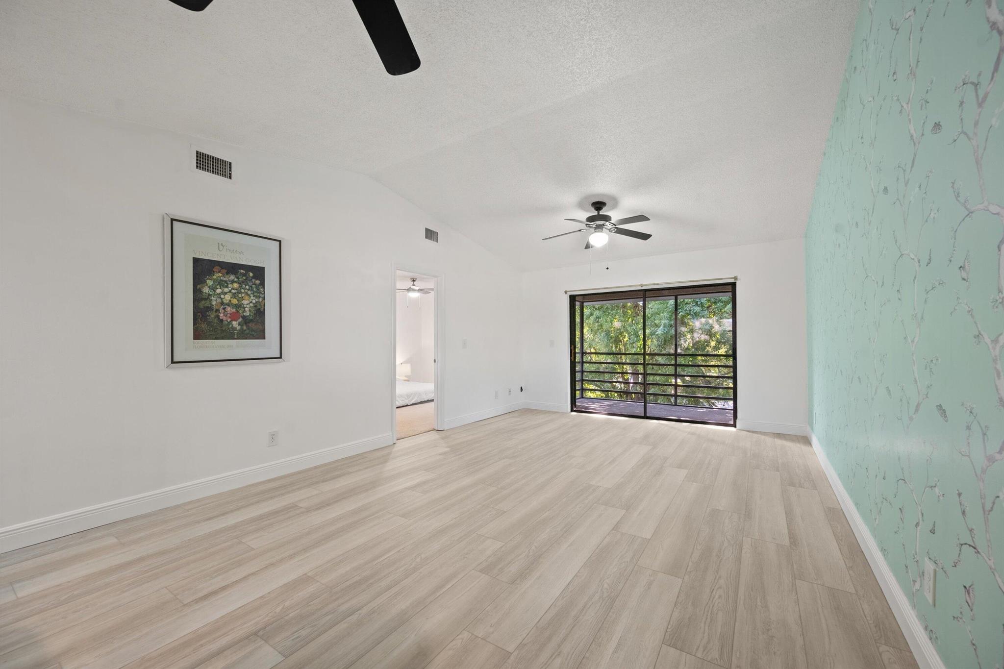 PARKVIEW CONDO - Residential