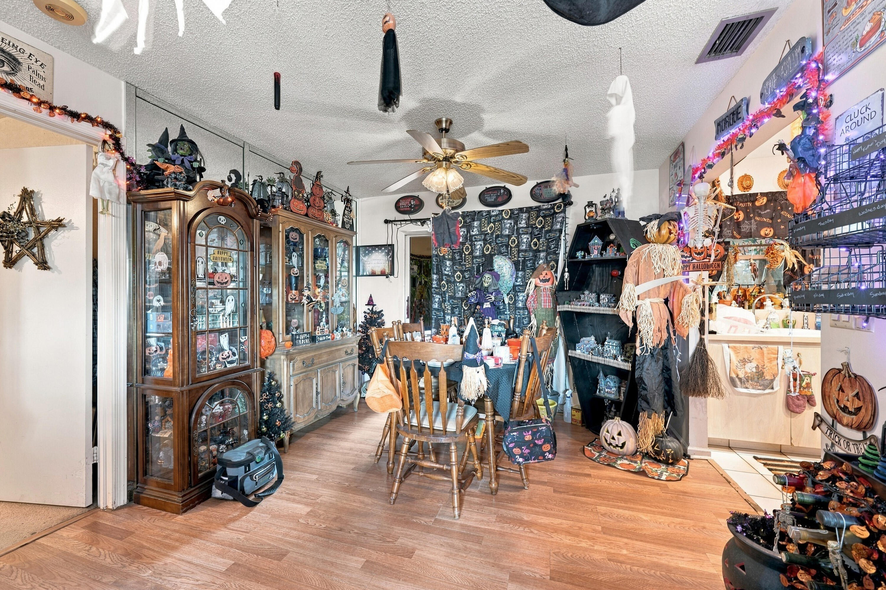 1275 Scottsdale Road S