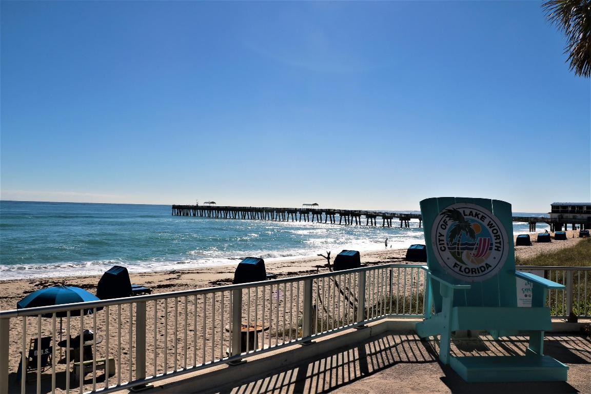 HIDDEN HARBOUR OF THE PALM BEACHES CONDO - Residential Lease