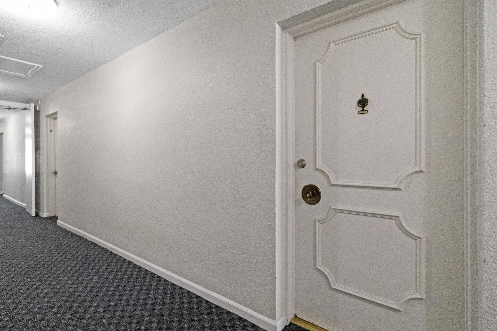 IMPERIAL POINT COLONNADES CONDO - Residential