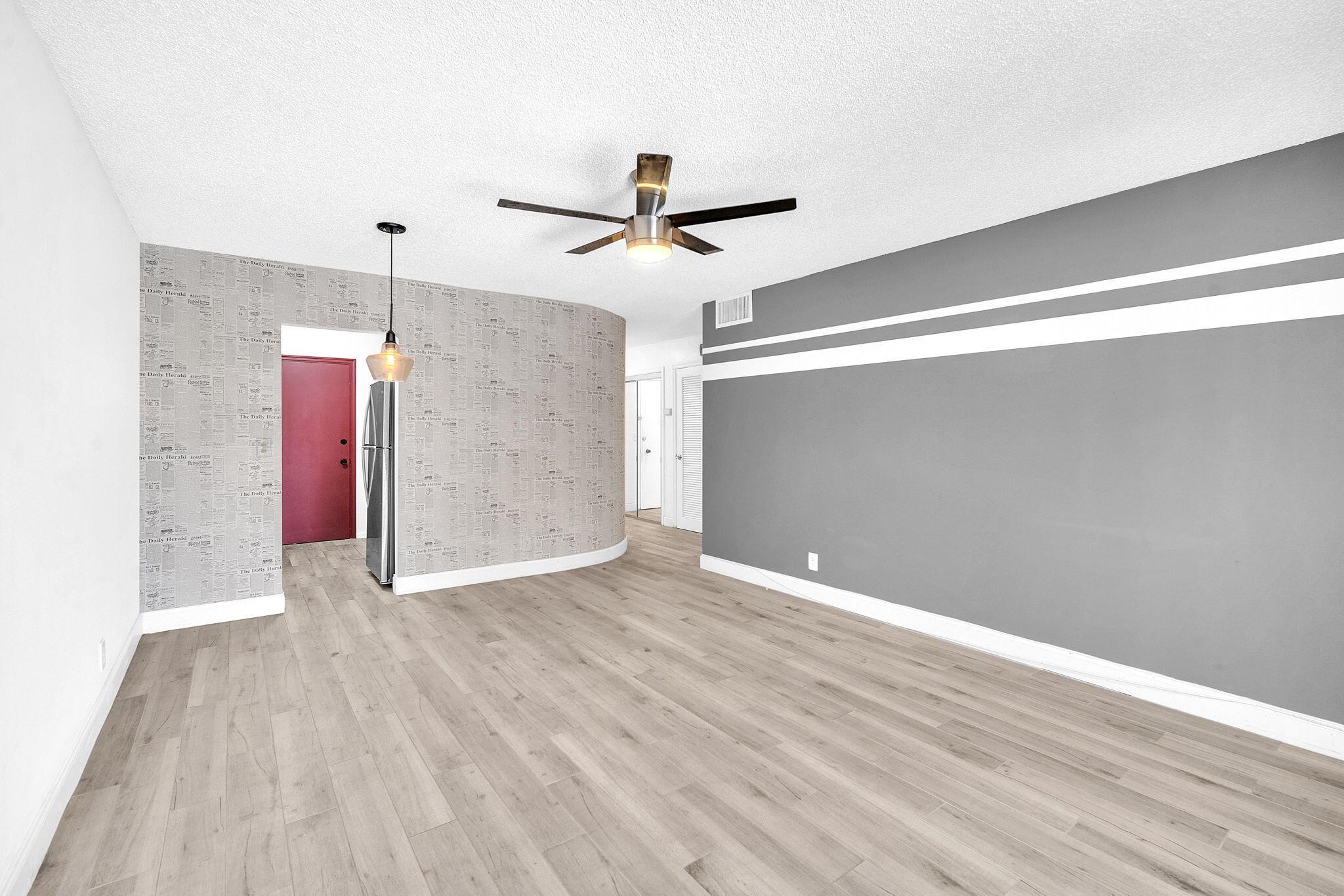 IMPERIAL POINT COLONNADES CONDO - Residential