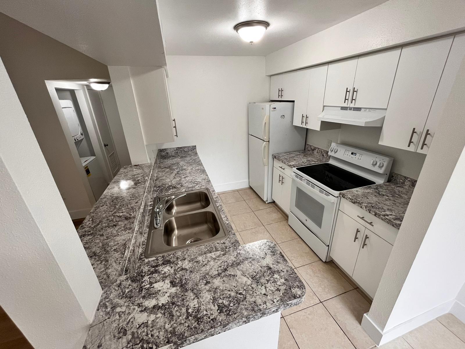 Sailboat Pointe Condo - Residential Lease