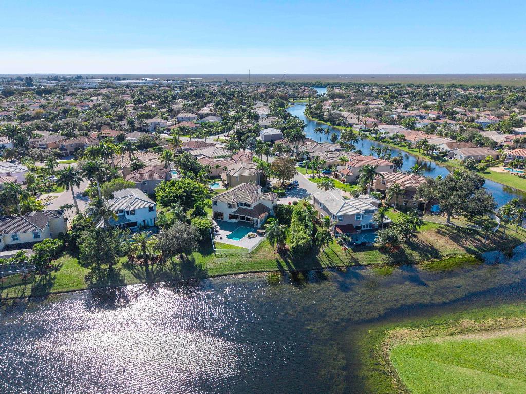 Wyndham Lakes Central - Residential