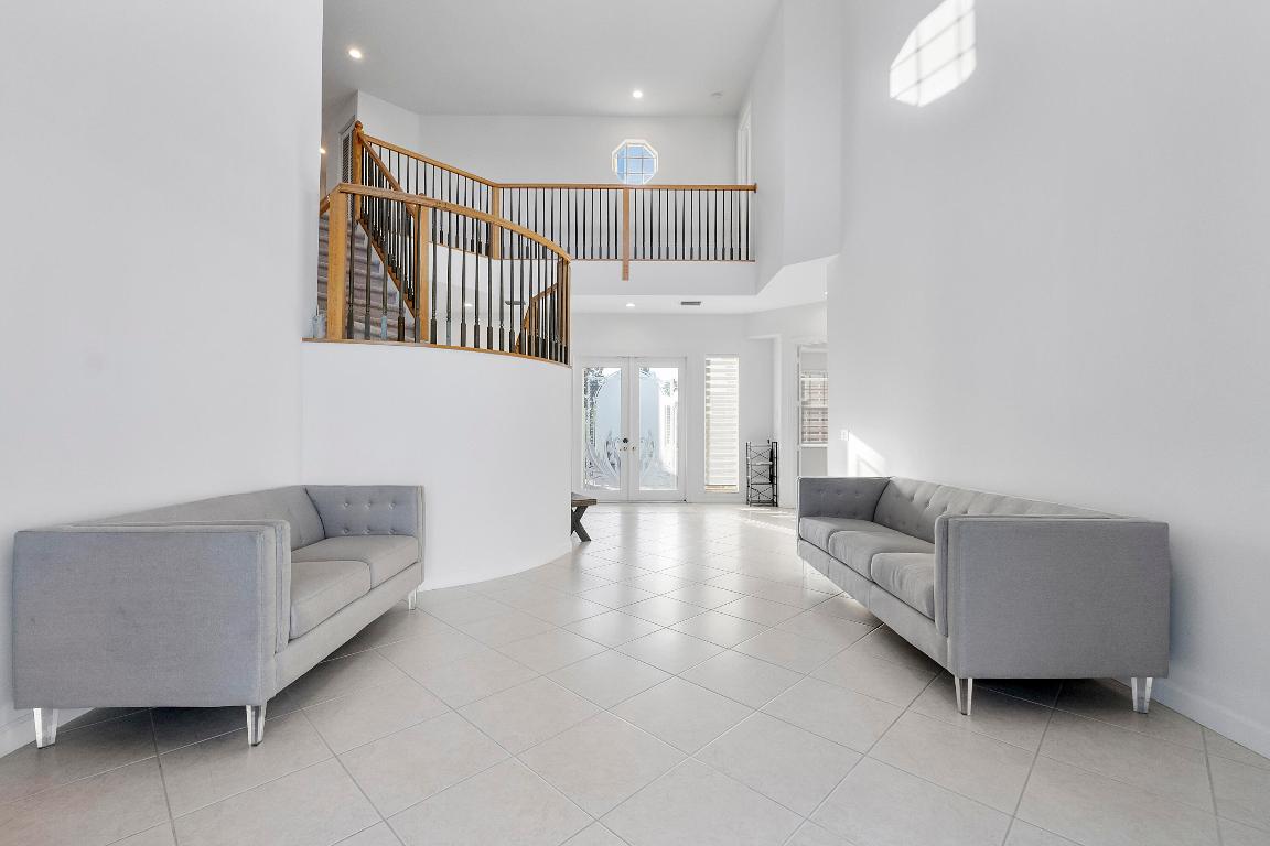 Wyndham Lakes Central - Residential