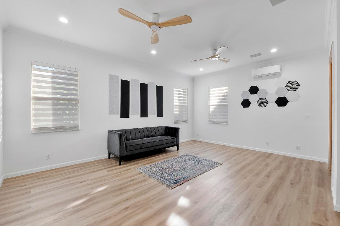 Wyndham Lakes Central - Residential