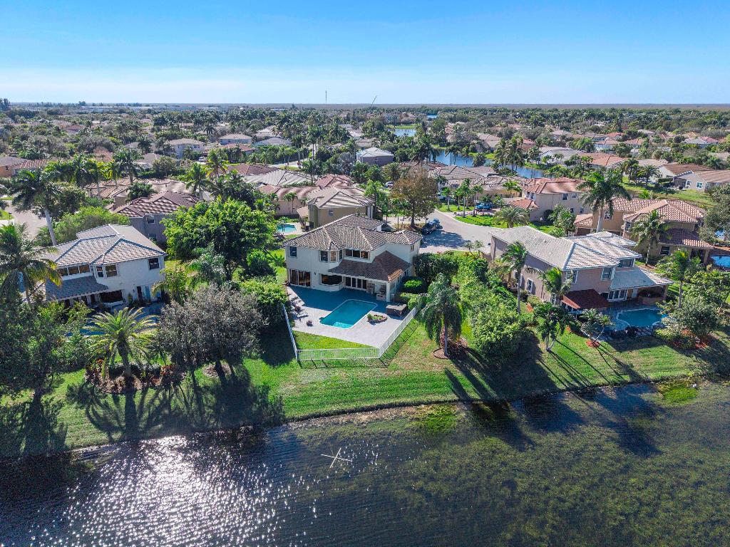 Wyndham Lakes Central - Residential