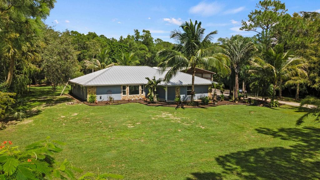 Photo of 12789 158th Court N, Jupiter, FL 33478 (MLS # R11125783)