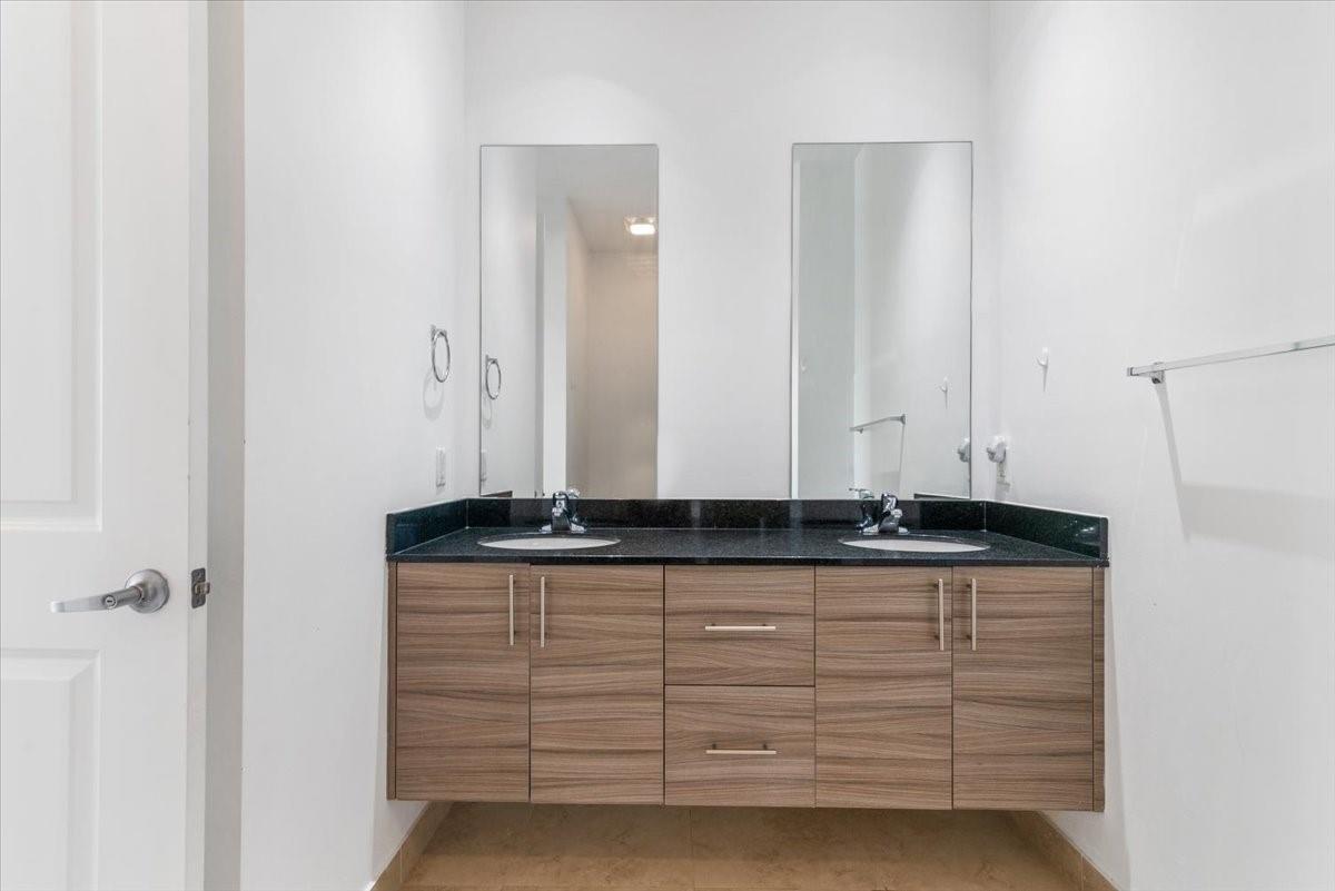 CALABRIA II CONDO - Residential